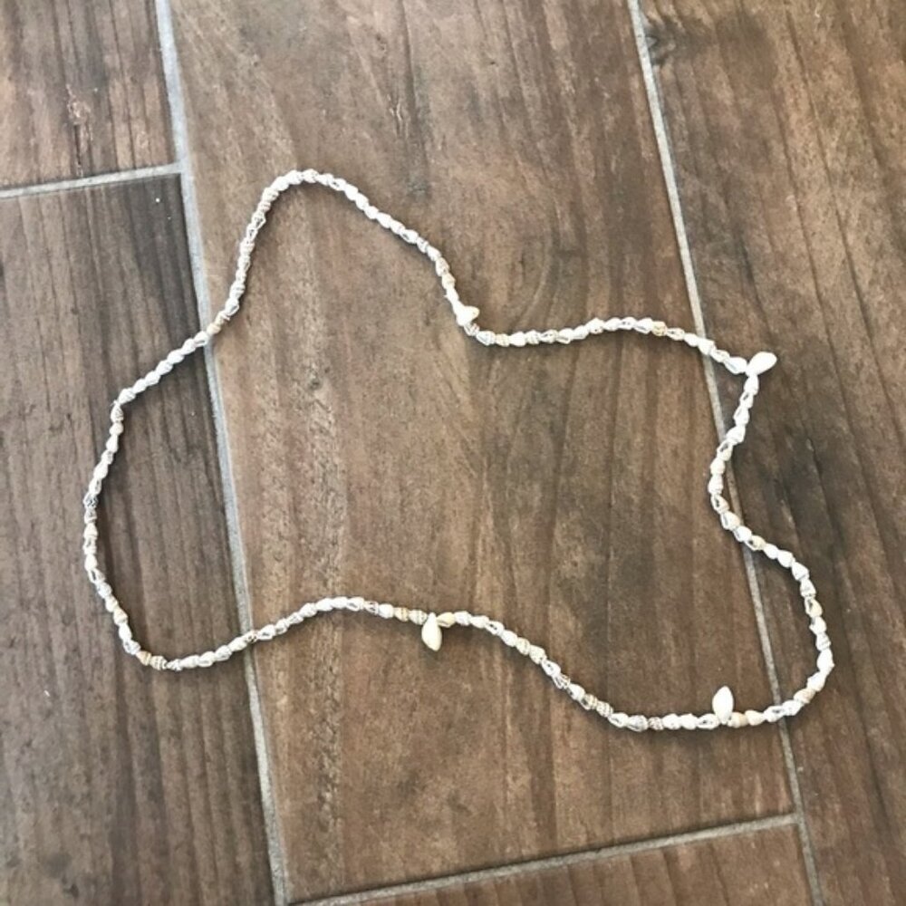 vsco shell necklace